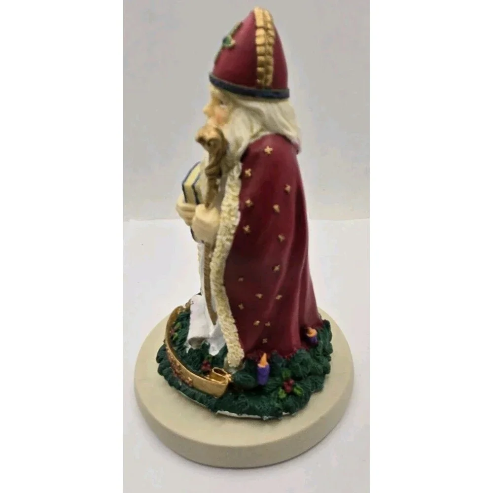 Ellies Kitchen Santa's of the World Set of 4 Sweden, Austria, Italy & USA No Box